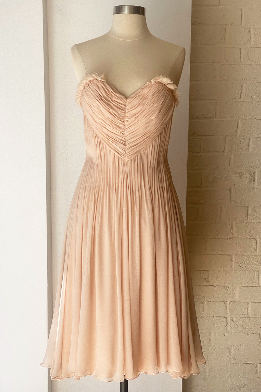 Load image into Gallery viewer, Rare Vintage Shawn Ray Fons Heart Silk Chiffon Dress
