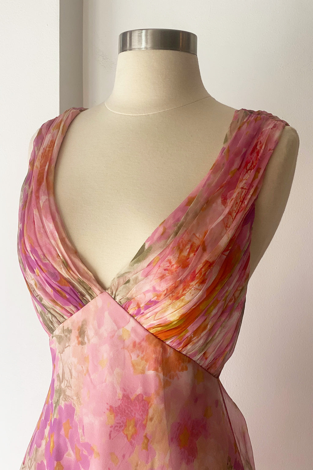 Load image into Gallery viewer, Rare Vintage Shawn Ray Fons Silk Watercolor Floral Dress

