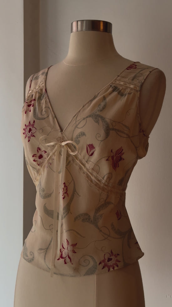 Load and play video in Gallery viewer, Vintage 90s Silk Floral Top with Lace &amp;amp; Ribbon
