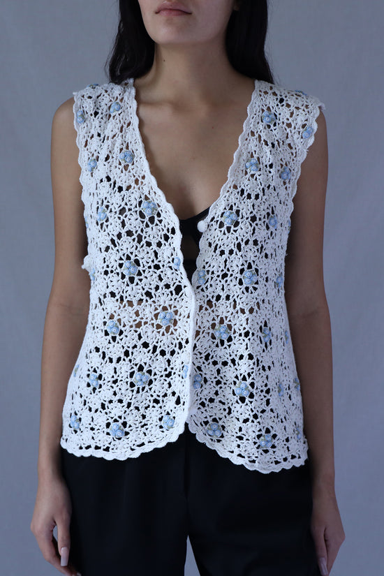 Load image into Gallery viewer, Vintage Blue Flower Embroidered Crochet Vest
