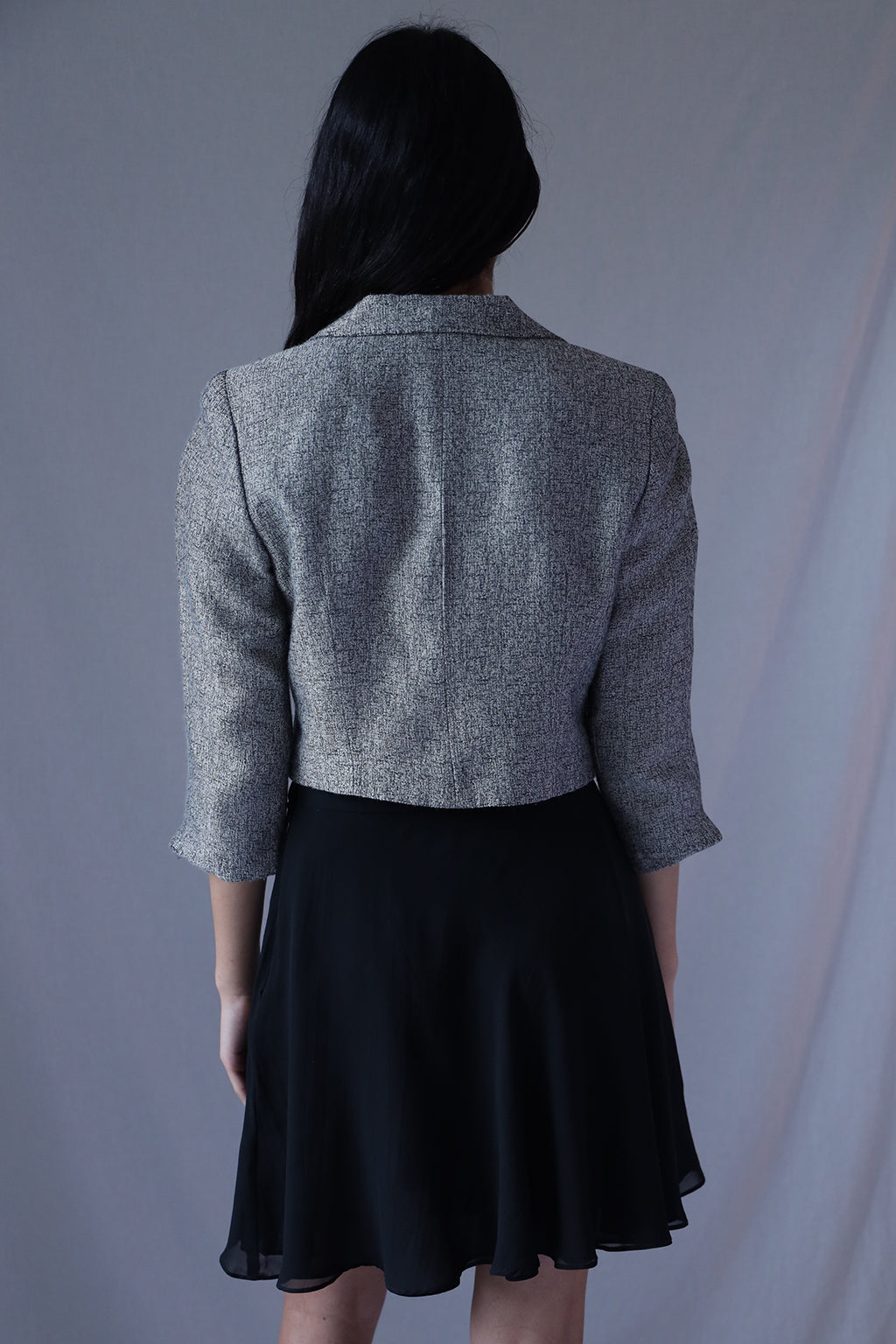 Load image into Gallery viewer, Vintage Cropped Grey Single Button Blazer
