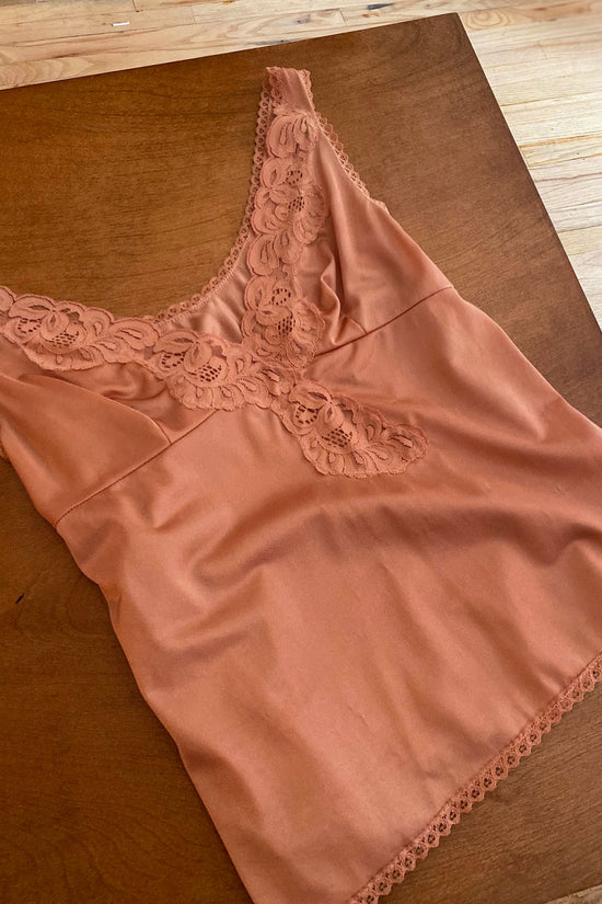 Load image into Gallery viewer, Vintage 80s Coral Lace Camisole
