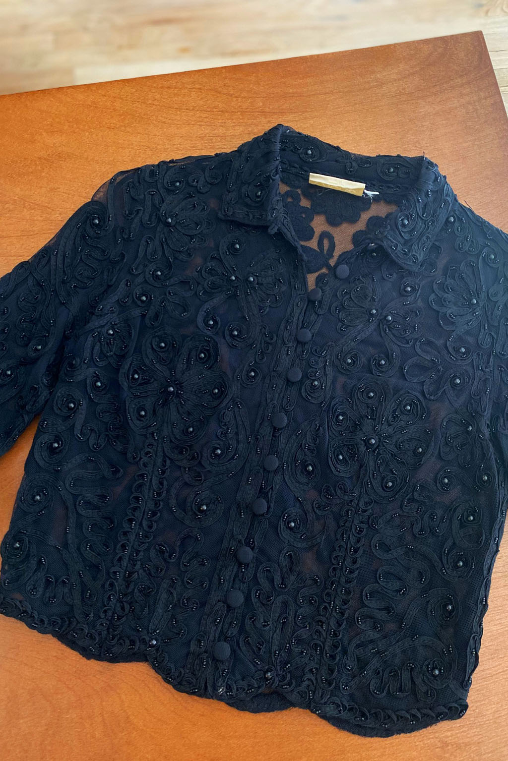 Load image into Gallery viewer, Vintage 90s Beaded Soutache Top
