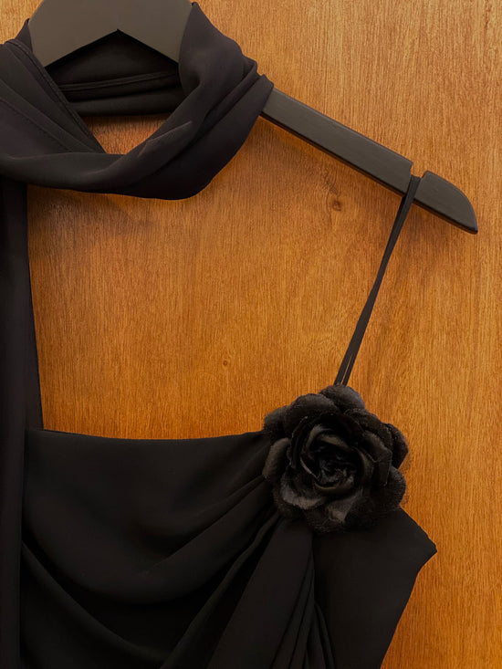 Load image into Gallery viewer, Vintage 90s Black Flower Pin Slip Dress &amp;amp; Scarf
