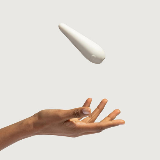 Load image into Gallery viewer, Maude Vibe Personal Massager
