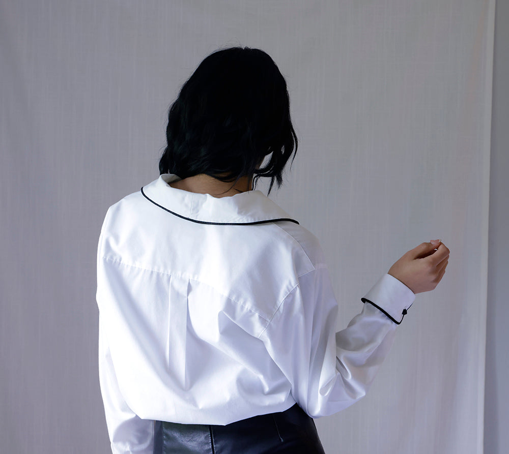 Load image into Gallery viewer, Vintage Knot Button Blouse
